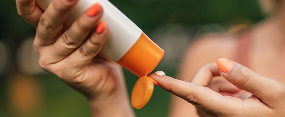 applying sunscreen FDA proposes new fillers